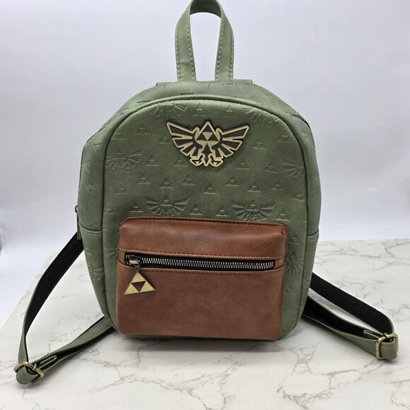 Legend of Zelda Backpack Bioworld Triforce Hyrule Logo Faux Leather Bag Gaming - Picture 1 of 12